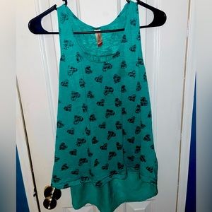 No boundaries.  Size -large